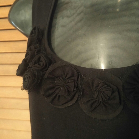 White House Black Market Tops - WHBM black tank top floral detail